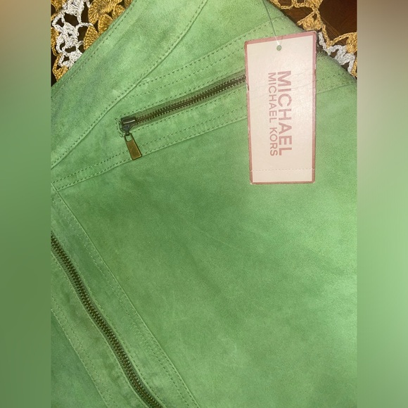 Michael Kors green suede skirt - Picture 4 of 4